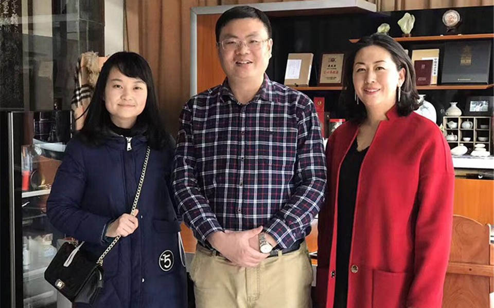 黑与白联动助力德商汇山西联盟发展论坛暨移动电商总裁思维实战座谈会