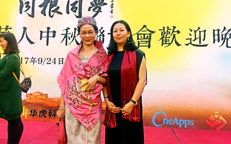 被农博会刷屏啦！黑与白携手战略合作企业亮相农博会！